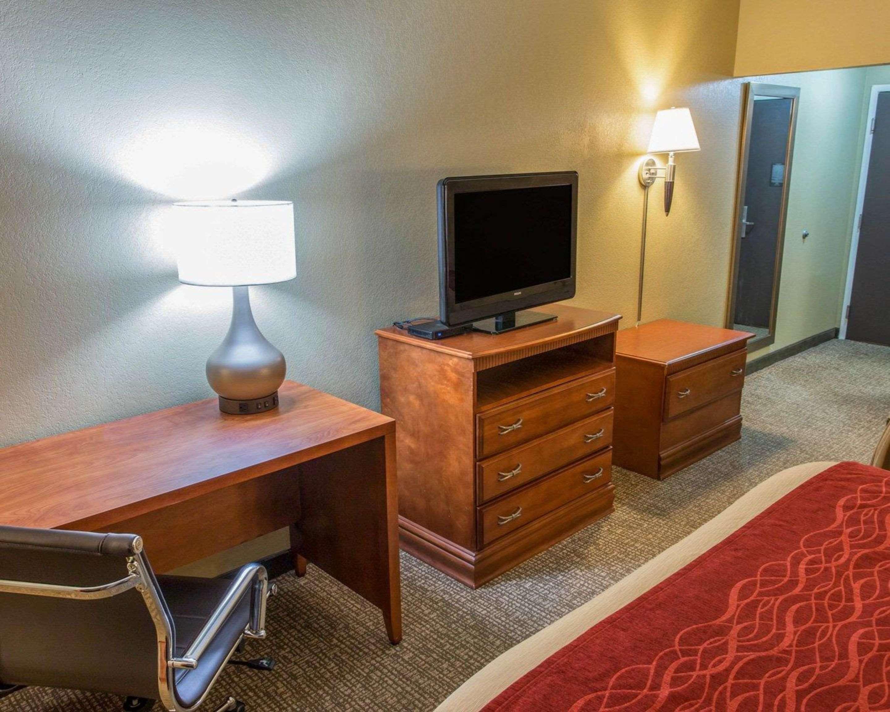 Comfort Inn Opelika - Auburn Exterior photo