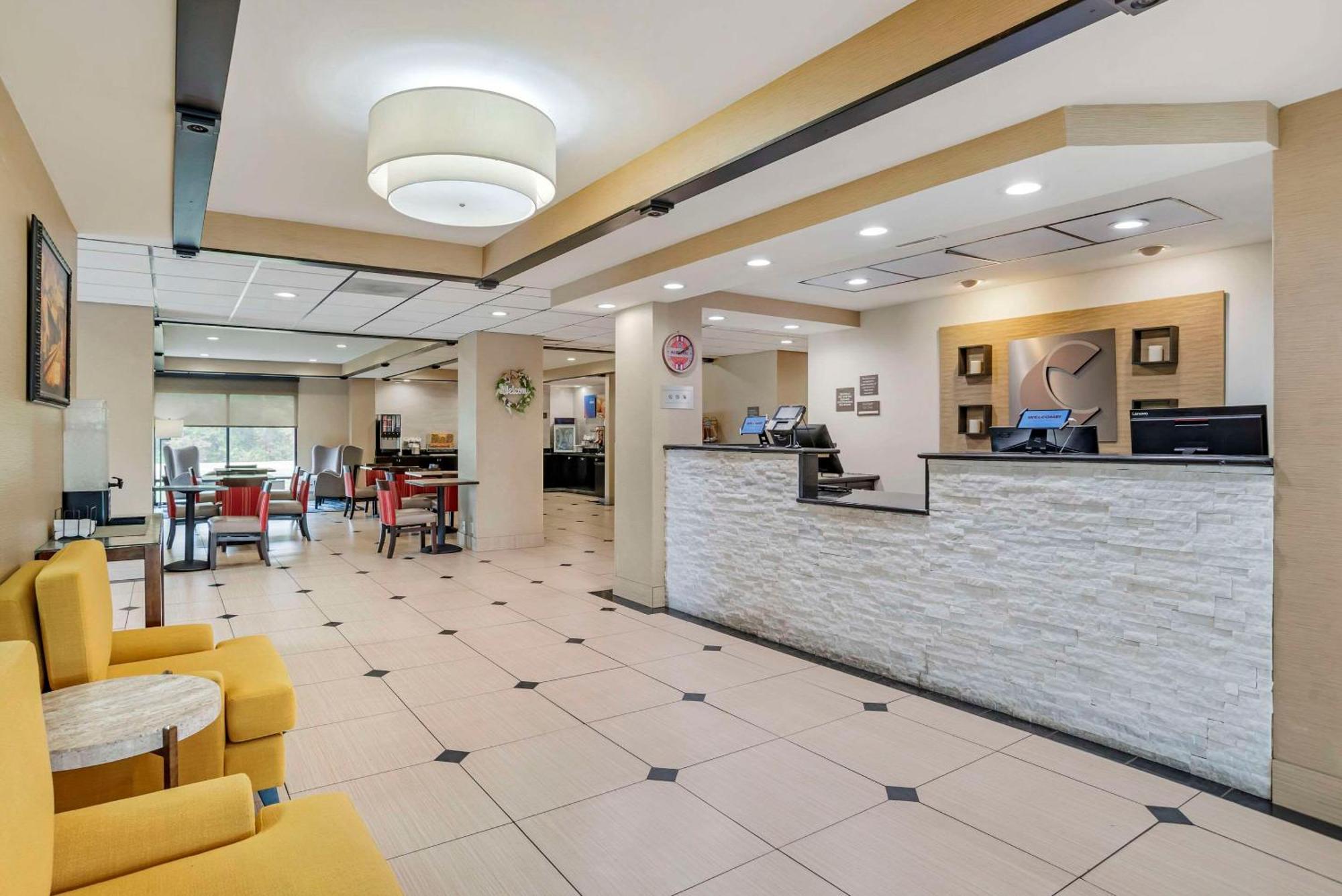 Comfort Inn Opelika - Auburn Exterior photo