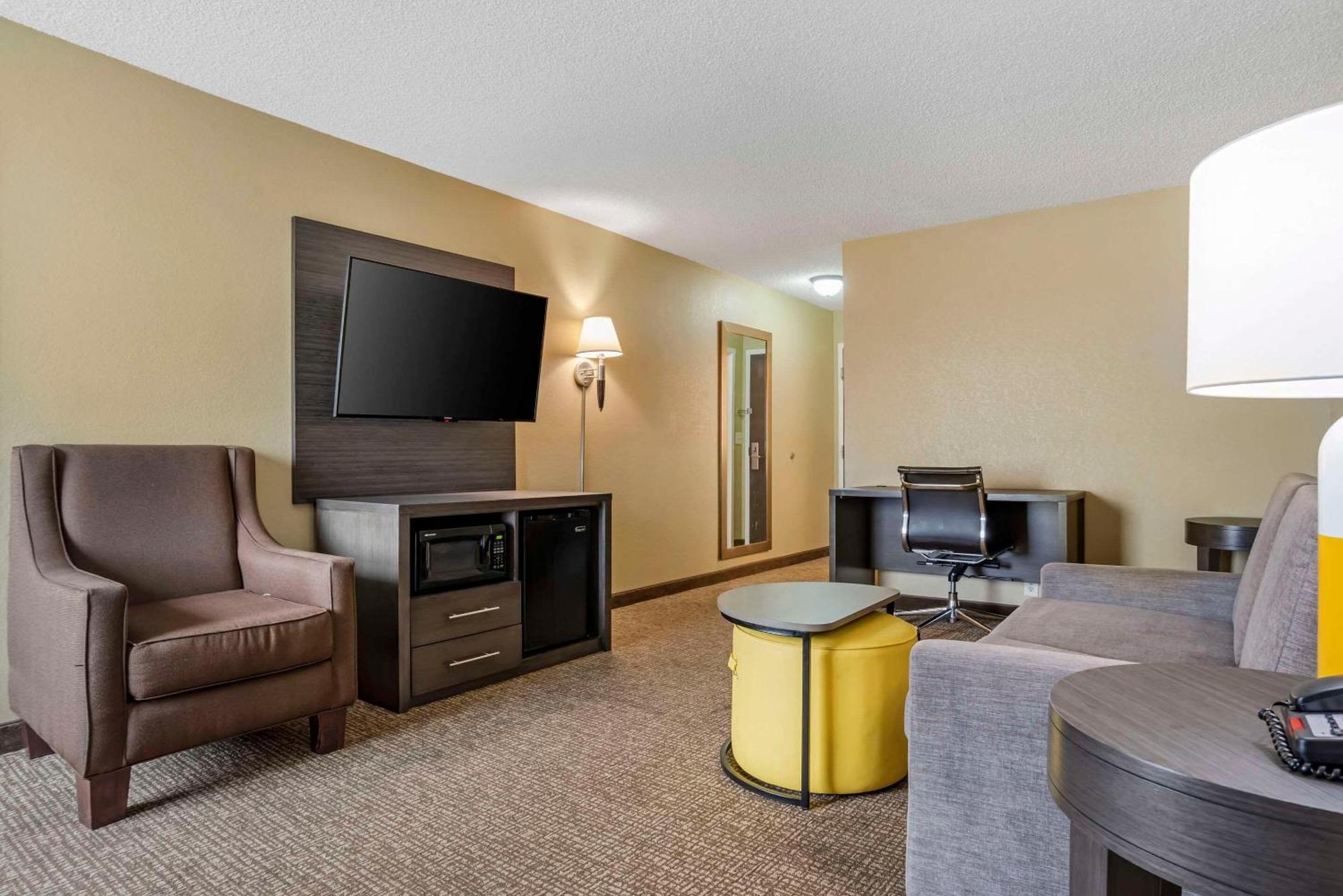 Comfort Inn Opelika - Auburn Exterior photo
